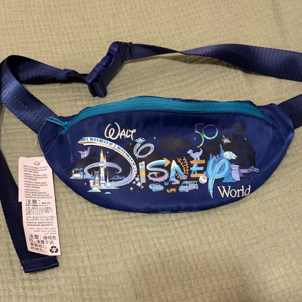 NWT Walt Disney World 50th Anniversary Exclusive Belt Bag